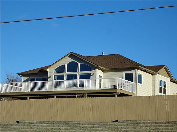 3rd image of 3474 Elks Dr