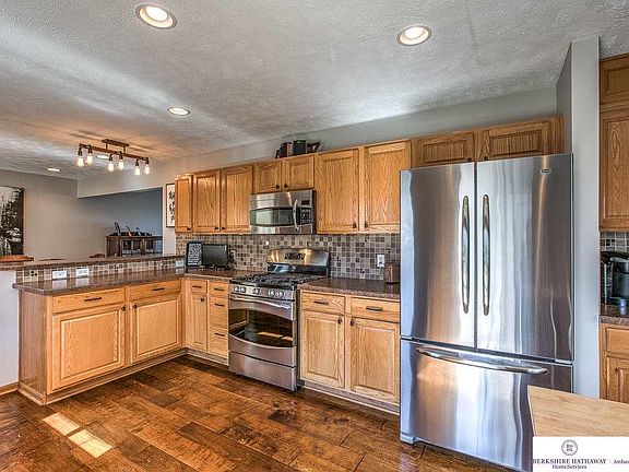 4th image of 20235 Glendale Avenue Cir