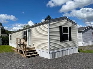 7 Miller Hill Rd, Morgantown, WV 26501