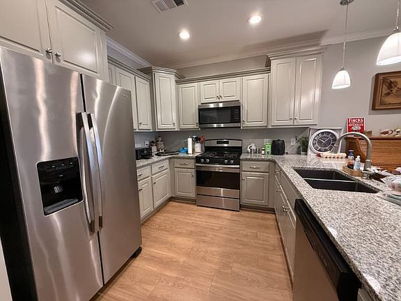 5th image of 34 Thrasher Rd