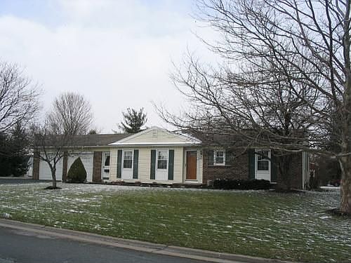 1st image of 1780 Maplewood Dr