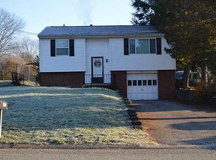 417 Alpine Village Dr, Monroeville, PA