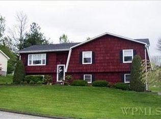 7 Sycamore Rd, Brewster, NY 10509