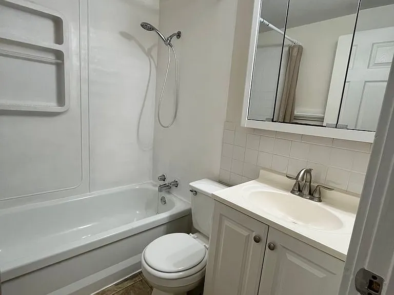 901 N Garfield Ave — Photo 14