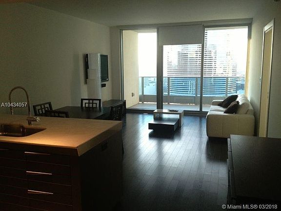 3rd image of 200 Biscayne Boulevard Way APT 3512