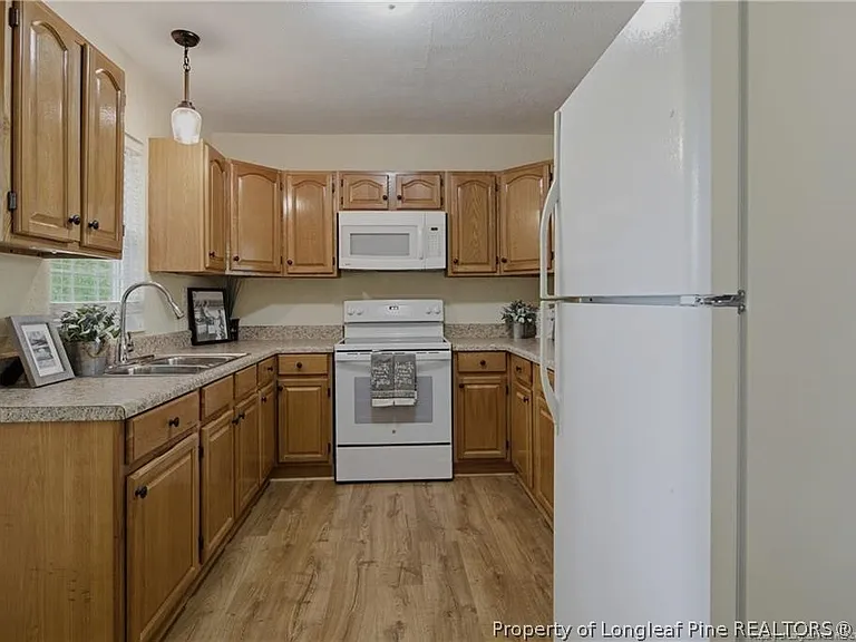 1007 Anarine Rd — Photo 14