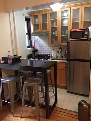 Rented by Addison Property Group | media 17