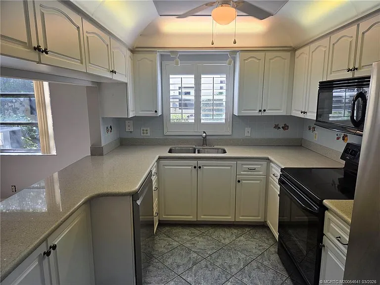 2950 SE Ocean Blvd #126-4 — Photo 7