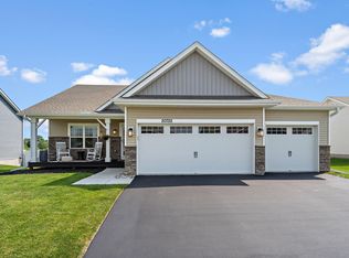 20722 Glade Ave, Lakeville, MN 55044