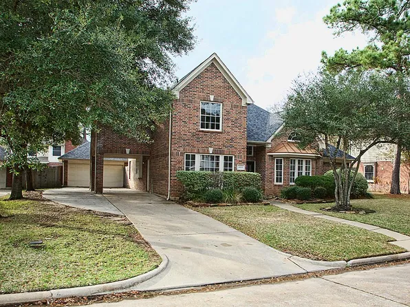 16615 Saint Johns Wood Dr, Tomball, TX 77377