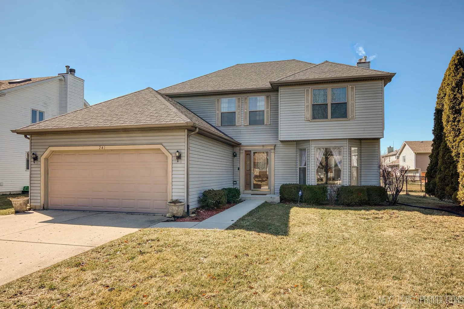 241 Homewood Dr photo 1