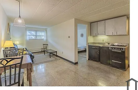 2441 Holmes St #11 — Photo 7