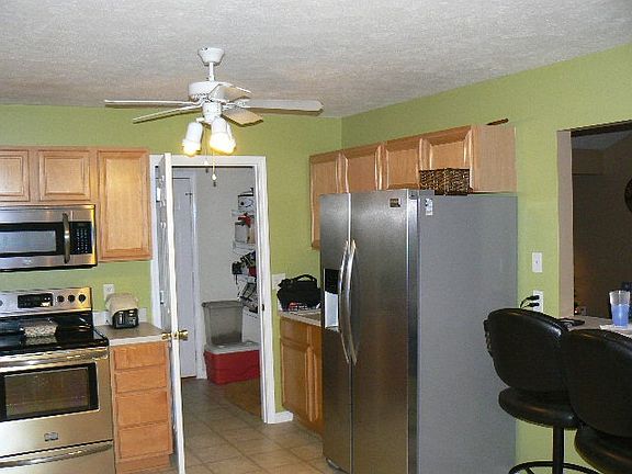 3rd image of 6288 Acadia Dr
