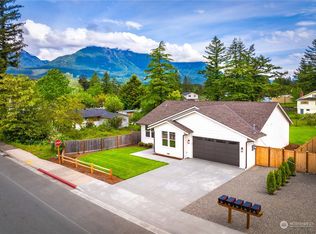 244 1st St, Gold Bar, WA