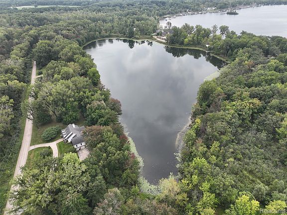 3rd image of 0 Edgelake Dr