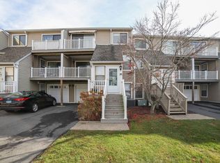 745 Robert Frost Dr #745, Branford, CT 06405