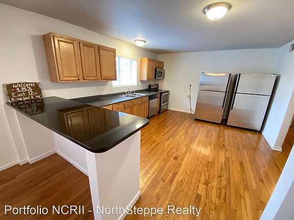 3rd image of 153 E 12th Ave #3950337