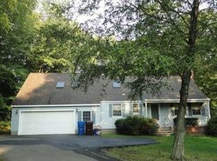 6 Irene Ln, Farmington, CT 06032