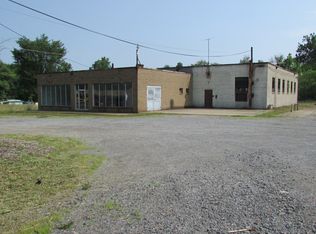 1901 New Butler Rd, New Castle, PA 16101