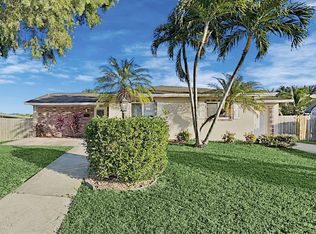 10075 Windtree Ln S, Boca Raton, FL 33428