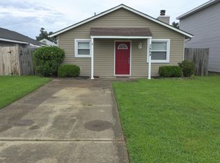 3869 Sugar Creek Cir, Portsmouth, VA 23703