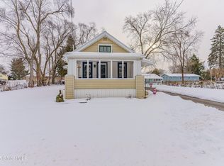 1069 Beverly St, Schenectady, NY 12306