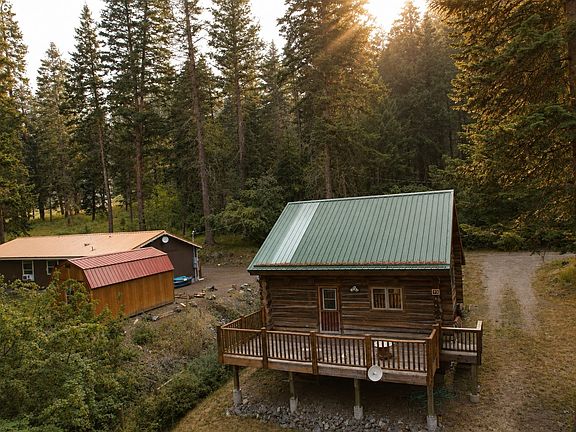 2nd image of 60020 Wilderness Rd