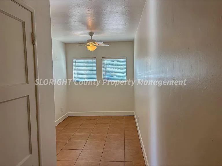 724 23rd St #C — Photo 6