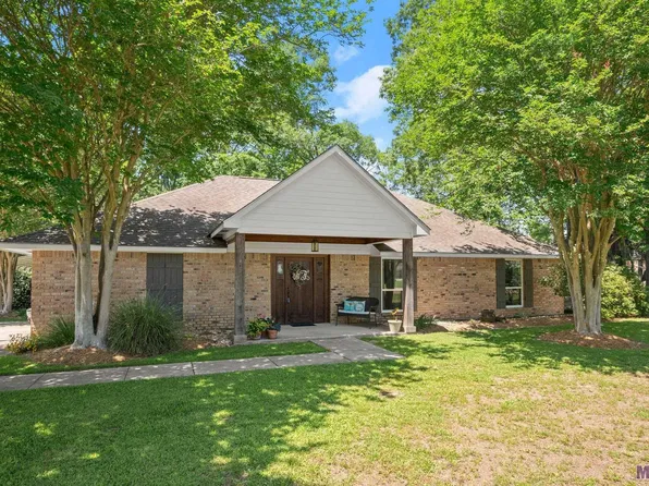 6115 N Bristle Cone Ct, Greenwell Springs, LA 70739