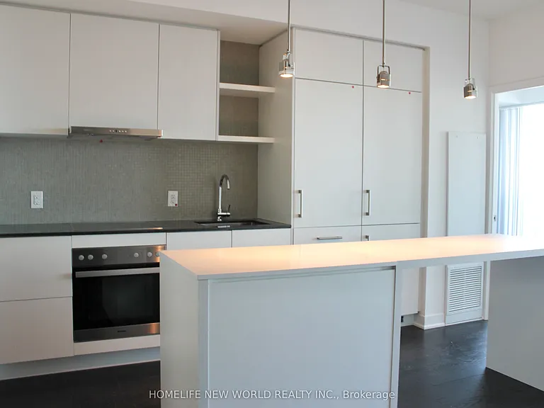 88 Harbour St #6806 — Photo 11