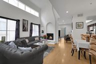 PropertyGraphy.com  (1)
