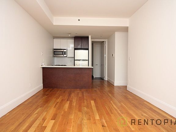 2nd image of 58 Bushwick Ave #3X