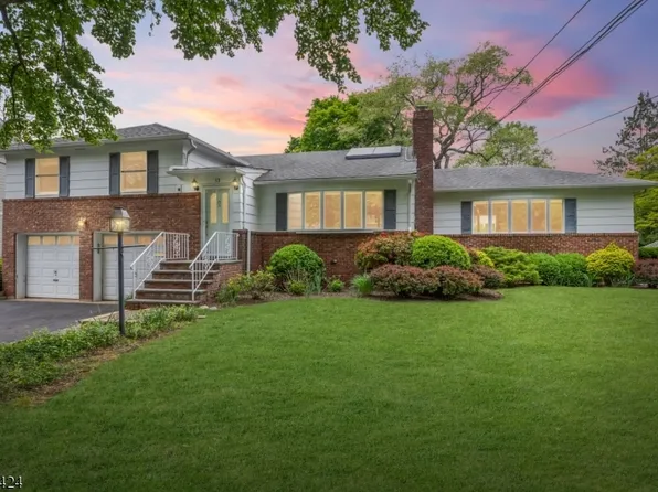 13 Harvard St, Summit City, NJ 07901