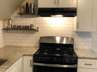 442 Huntington Rd FLOOR 3, Bridgeport, CT 06608