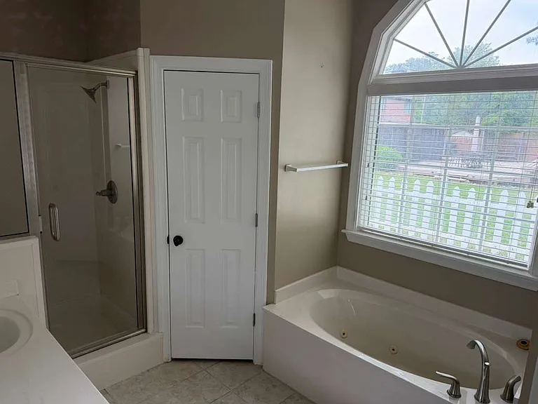 4825 Jones Bridge Woods Dr — Photo 16