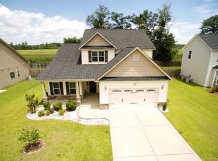 149 Walton Heath Dr, Raeford, NC 28376