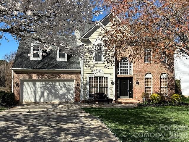 1st image of 150 Coronilla Rd