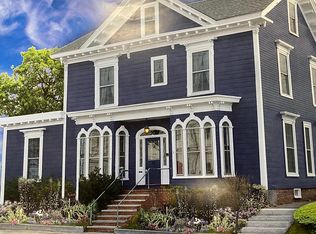 4 Front St #4, Exeter, NH 03833