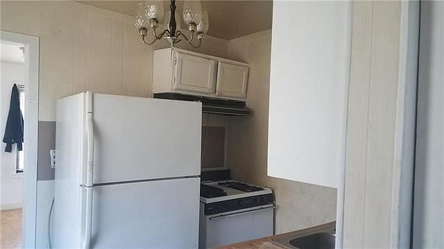 2nd image of 2300 Drury Ave
