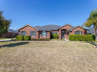 1612 Kilchurn Rd, Jacksonville, FL 32221