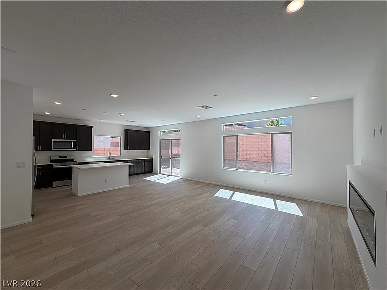 10021 Cooper Mountain St — Photo 5