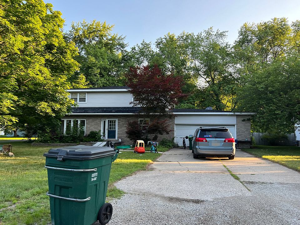 1st image of 128 Tulgeywood Ln