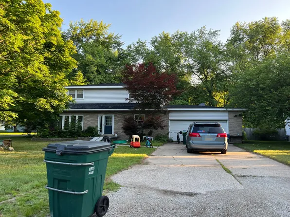 128 Tulgeywood Ln, Whitehall, MI 49461