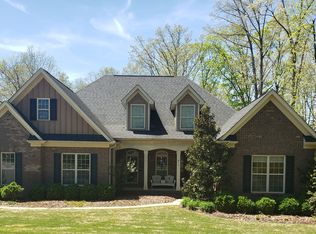 815 Arrow Point Ln, Davidson, NC 28036
