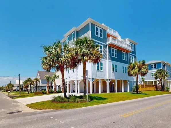 1501 Canal Drive, Carolina Beach, NC 28428