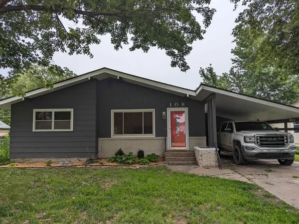 108 S Date St, Hillsboro, KS 67063