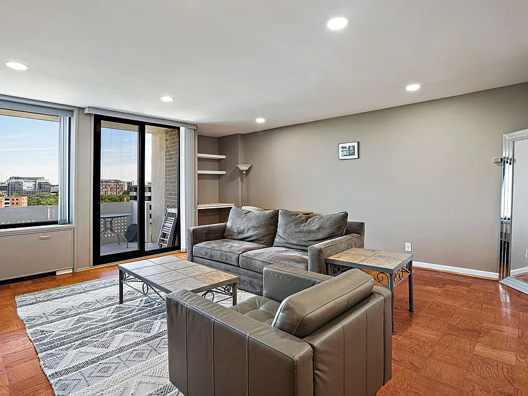 300 M St SW #806N — Photo 5