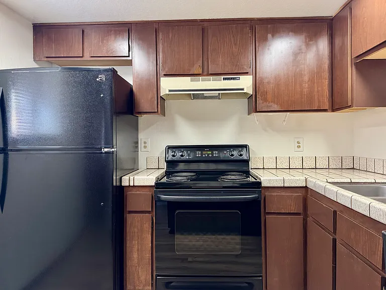 290 Sierra St #3 — Photo 6