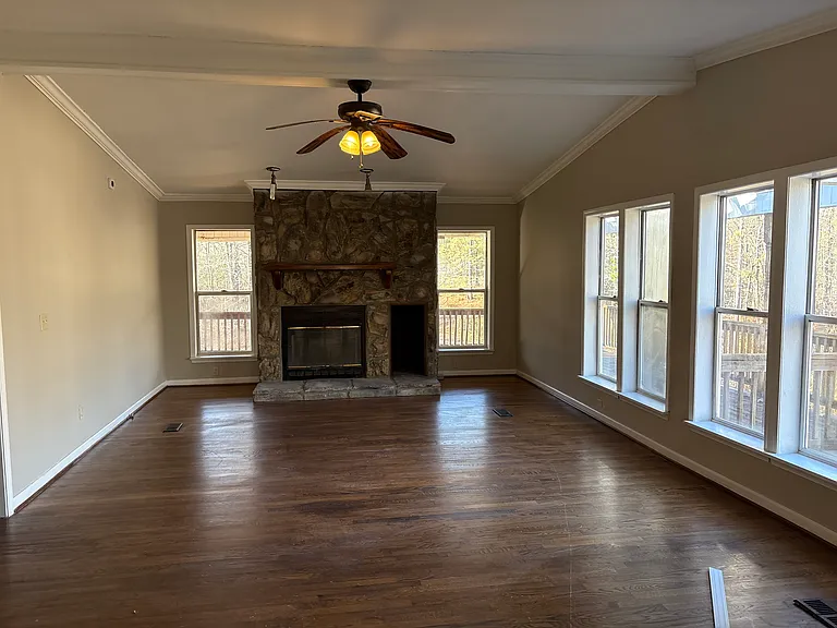20479 Arlo Dr — Photo 1