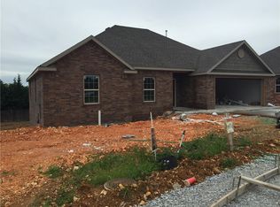 3156 Macon St, Springdale, AR 72764